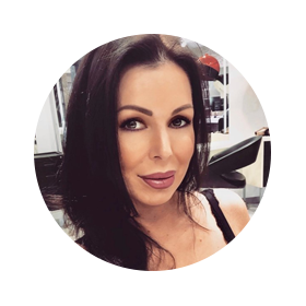 Dirner Enikő Stylist